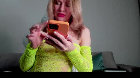 Snapshot of bestassx chatting on 19, 12, 2024 Rita I will online 14 December online show from 19, 12, 2024