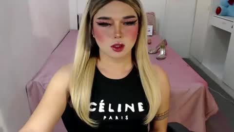 Snapshot of bestgirljulia chatting on 5, 10, 2025 bestgirljulia online show from 5, 10, 2025
