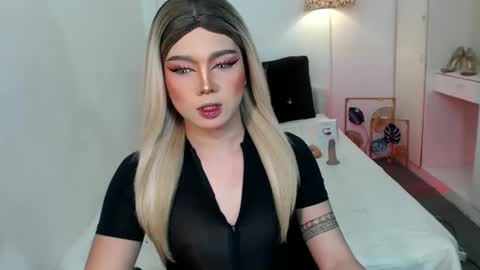 Snapshot of bestgirljulia chatting on 26, 11, 2025 bestgirljulia online show from 26, 11, 2025