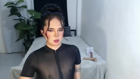 bestgirljulia online show from 2, 3, 2026