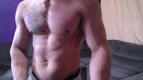 Snapshot of bestmuscle chatting on 11, 2, 2025 bestmuscle online show from 11, 2, 2025