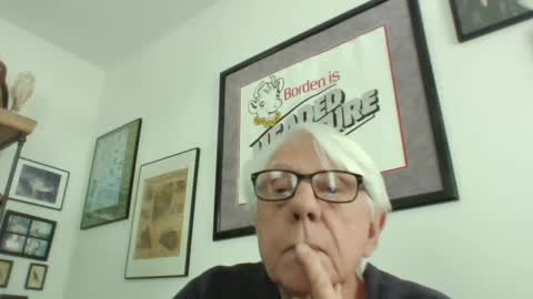 Snapshot of bestshot1951 chatting on 3, 2, 2025 bestshot1951 online show from 3, 2, 2025