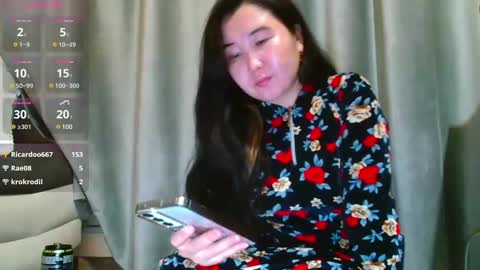 Snapshot of bet_lu chatting on 19, 12, 2024 Bet Lu online show from 19, 12, 2024