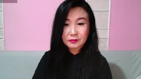 Snapshot of bet_lu chatting on 2, 10, 2025 Bet Lu online show from 2, 10, 2025