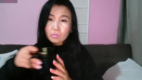 Snapshot of bet_lu chatting on 15, 10, 2025 Bet Lu online show from 15, 10, 2025