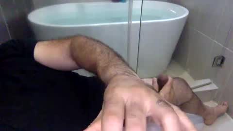 Virtual Gentleman online show from 13, 10, 2025