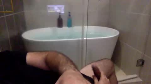 Virtual Gentleman online show from 2, 11, 2025