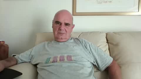 Snapshot of betta1 chatting on 15, 9, 2025 betta1 online show from 15, 9, 2025