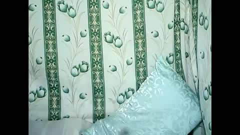 Snapshot of betty_83 chatting on 11, 1, 2025 betty_83 online show from 11, 1, 2025