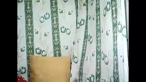 Snapshot of betty_83 chatting on 4, 2, 2025 betty_83 online show from 4, 2, 2025