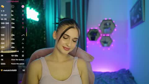 Betty Grey online show from 24, 9, 2025