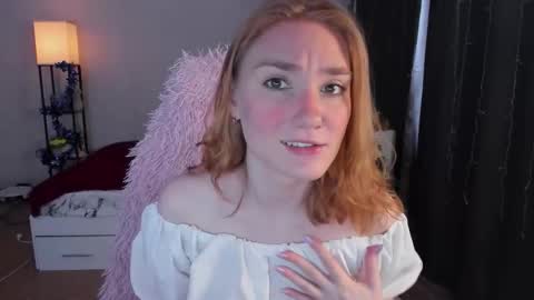 Snapshot of betty_witchy chatting on 15, 12, 2025 Dory make me happier online show from 15, 12, 2025