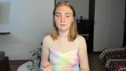 Snapshot of betty_witchy chatting on 21, 6, 2026 Dory make me happier online show from 21, 6, 2026