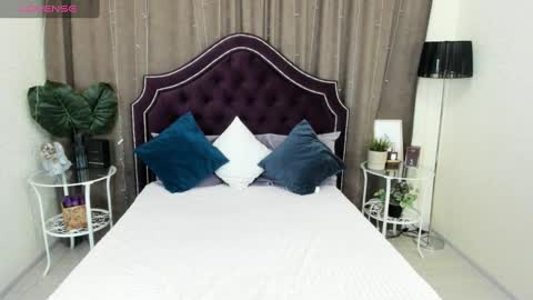 Mila Sweet online show from 2, 12, 2024