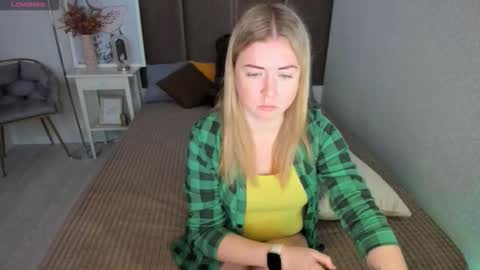 Mila Sweet online show from 20, 11, 2025