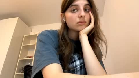 Snapshot of beulahweikert chatting on 22, 5, 2026 Lina online show from 22, 5, 2026