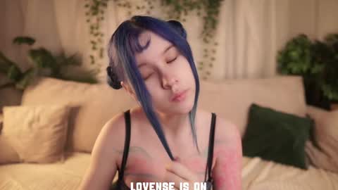 Eliz online show from 17, 12, 2025