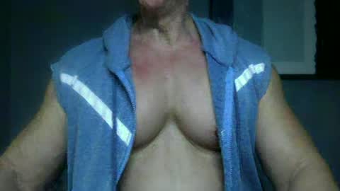 BGDKMUSCLEGUY - SELECTED BY CHATURBATE AS A TOP BROADCASTER FOR 2023 online show from 22, 1, 2025