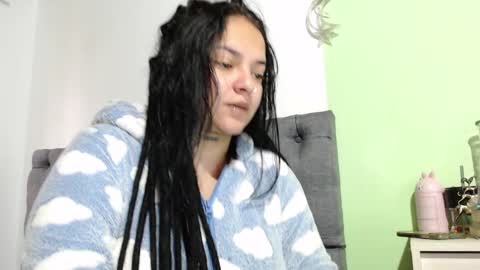 Snapshot of biabia_1 chatting on 5, 1, 2025 BiaBia online show from 5, 1, 2025