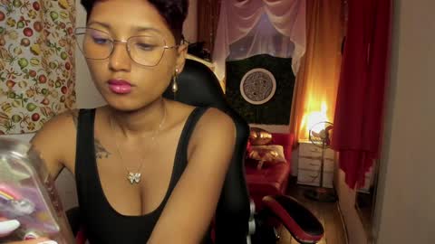 Snapshot of bianca_and_maxwell chatting on 19, 12, 2024 bianca and maxwell online show from 19, 12, 2024