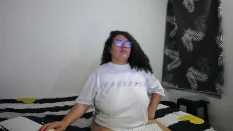 Bianca Tuesday to Sunday from 2am to 6am UTC-5 online show from 19, 5, 2026