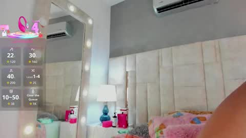 Snapshot of bianca_milff chatting on 29, 9, 2025 .. Bianca .. online show from 29, 9, 2025