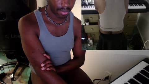 BicepsandFrot online show from 2, 3, 2025