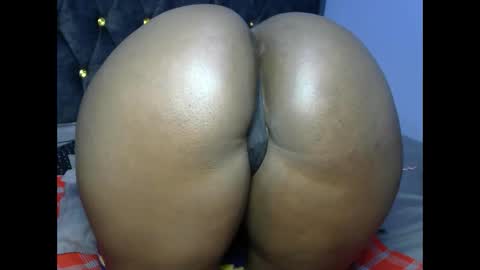 Snapshot of big_black_bootyy chatting on 28, 10, 2025 bbw online show from 28, 10, 2025