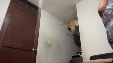 Snapshot of big_boobs_lau chatting on 4, 10, 2025 lau li online show from 4, 10, 2025