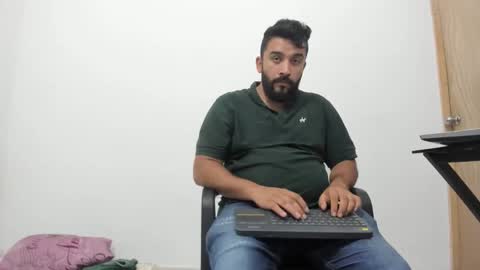 Snapshot of big_dad69 chatting on 13, 11, 2025 Tommy online show from 13, 11, 2025