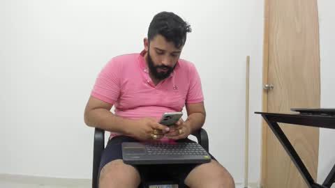 Snapshot of big_dad69 chatting on 16, 11, 2025 Tommy online show from 16, 11, 2025