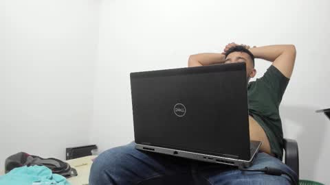 Snapshot of big_dad69 chatting on 16, 12, 2025 Tommy online show from 16, 12, 2025