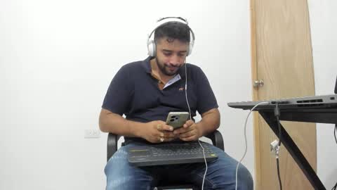 Snapshot of big_dad69 chatting on 20, 12, 2025 Tommy online show from 20, 12, 2025