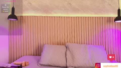 Snapshot of big_tits_in_your_face chatting on 17, 12, 2025 Tell me Sophia online show from 17, 12, 2025