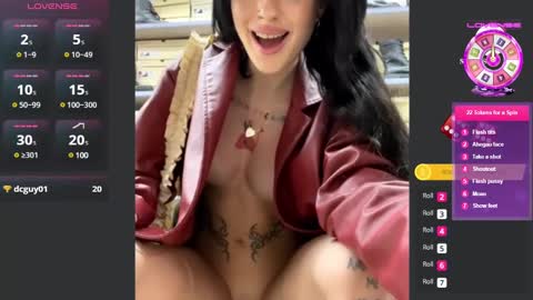 Snapshot of bigassbitch911 chatting on 3, 12, 2024 EvaAndersonXxX online show from 3, 12, 2024