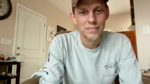 Snapshot of bigbbaxk4 chatting on 24, 11, 2025 bigbbaxk4 online show from 24, 11, 2025