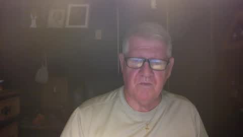 Snapshot of bigbeerdrinker1 chatting on 15, 10, 2025 bigbeerdrinker online show from 15, 10, 2025