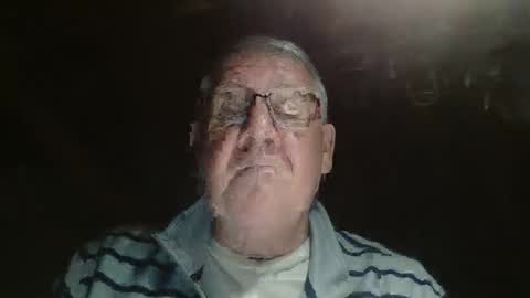 Snapshot of bigbeerdrinker1 chatting on 10, 11, 2025 bigbeerdrinker online show from 10, 11, 2025