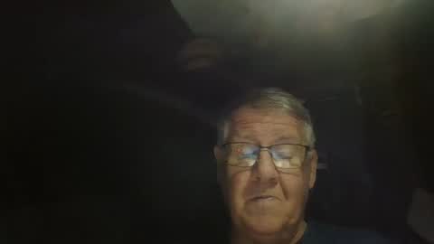 Snapshot of bigbeerdrinker1 chatting on 24, 11, 2025 bigbeerdrinker online show from 24, 11, 2025