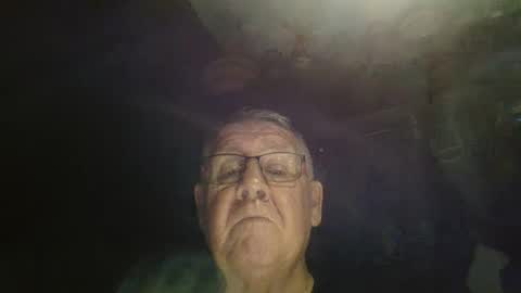 Snapshot of bigbeerdrinker1 chatting on 29, 11, 2025 bigbeerdrinker online show from 29, 11, 2025