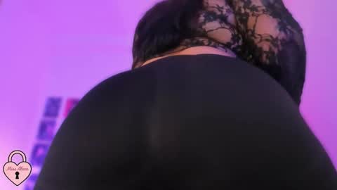 bigboobs cloe online show from 28, 11, 2025