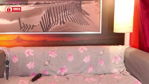 Snapshot of bigboobsarri chatting on 7, 10, 2025 BigBoobsArri online show from 7, 10, 2025