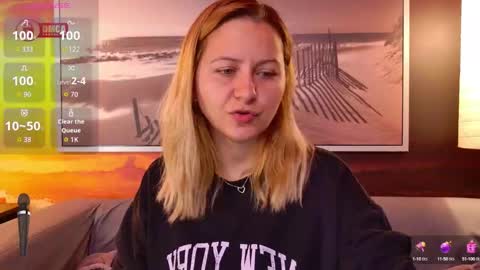 Snapshot of bigboobsarri chatting on 14, 10, 2025 BigBoobsArri online show from 14, 10, 2025