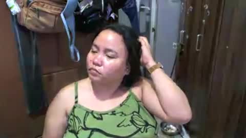 Snapshot of bigboobslyn chatting on 3, 7, 2026 bigboobslyn online show from 3, 7, 2026