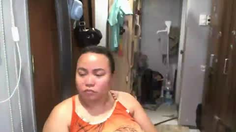 Snapshot of bigboobslyn chatting on 23, 7, 2026 bigboobslyn online show from 23, 7, 2026