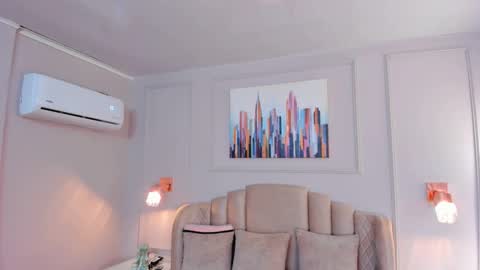   online show from 19, 9, 2025