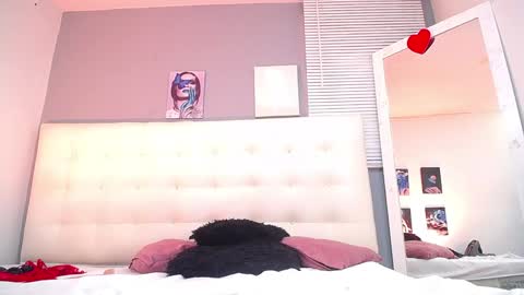 Snapshot of bigbooty_mommy chatting on 15, 12, 2024 Mia online show from 15, 12, 2024