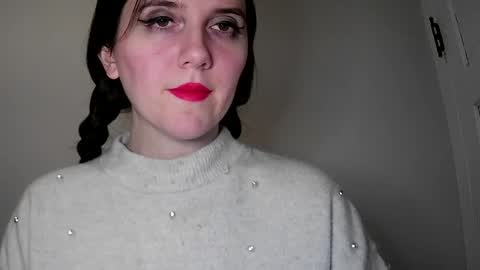 Isabella online show from 30, 1, 2025