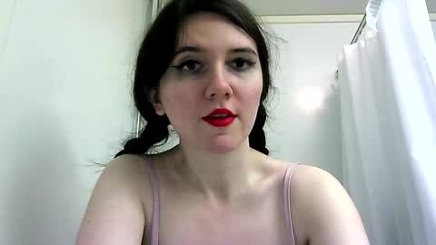 Isabella online show from 20, 2, 2025