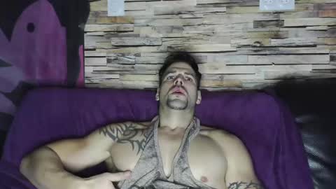 Snapshot of bigboyband chatting on 20, 12, 2024 Bigboyband online show from 20, 12, 2024